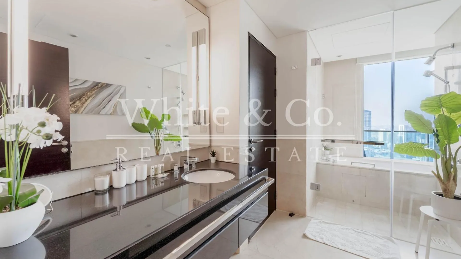 2 Bedroom In The Address Dubai Marina Mall W Marina Eye View Apartment