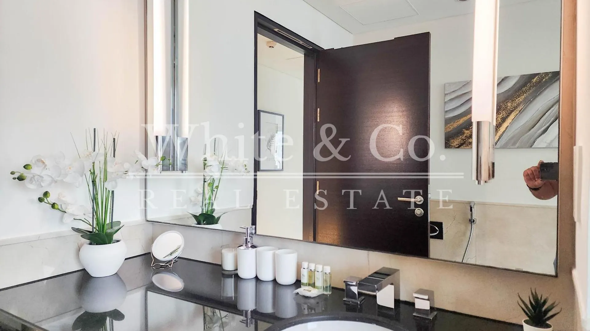 Apartment 2 Bedroom In The Address Dubai Marina Mall W Marina Eye View